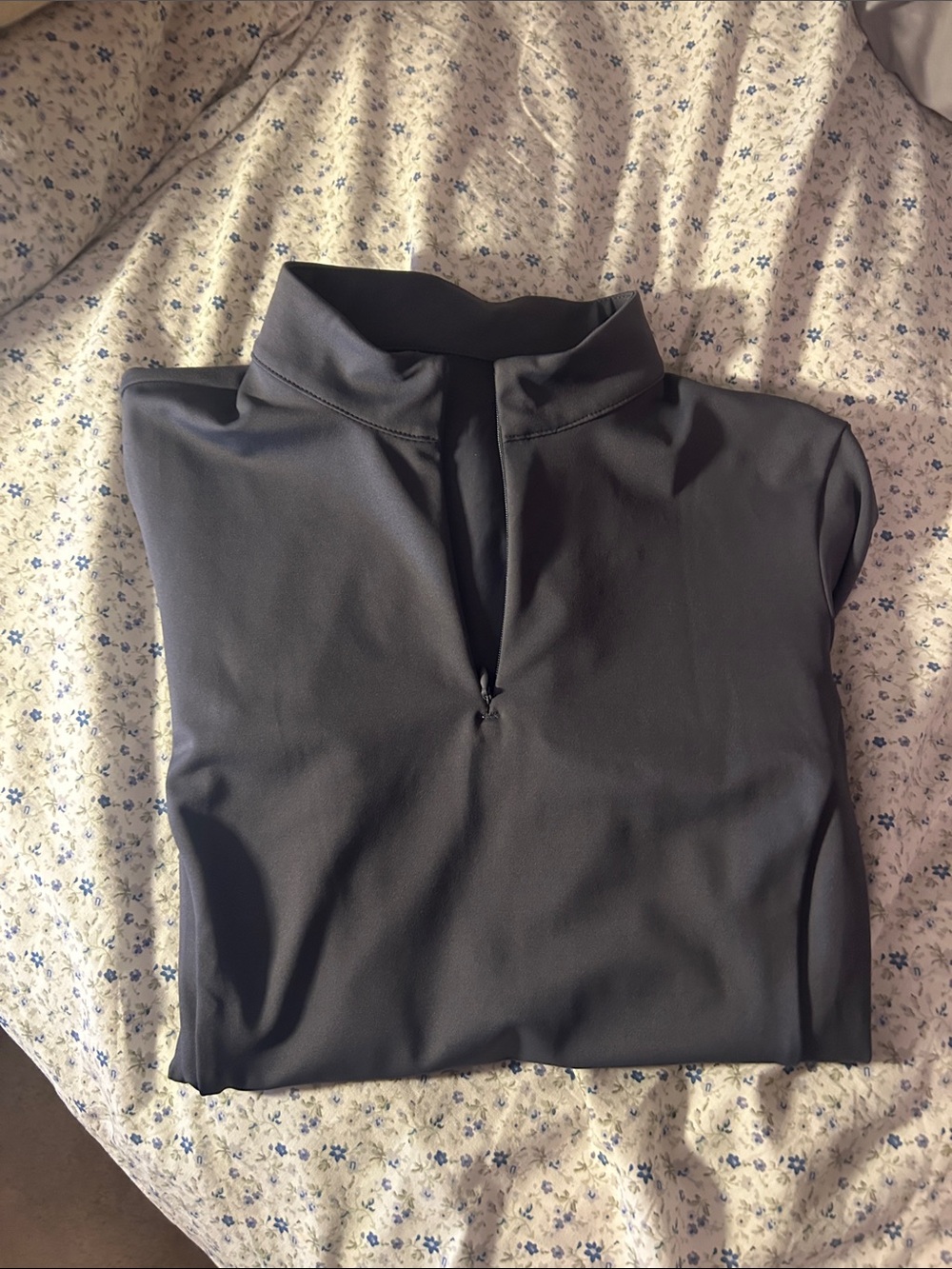 TKEQ Equestrian Quarter Zip Grey Long Sleeve Large GREAT CONDITION
